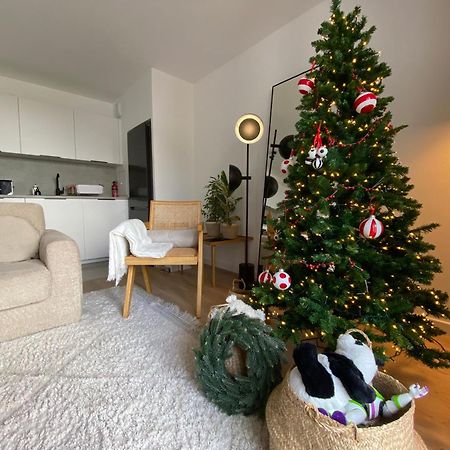 Disneyland Minimalist Lifestyle - 5 Pax Leilighet Serris Eksteriør bilde
