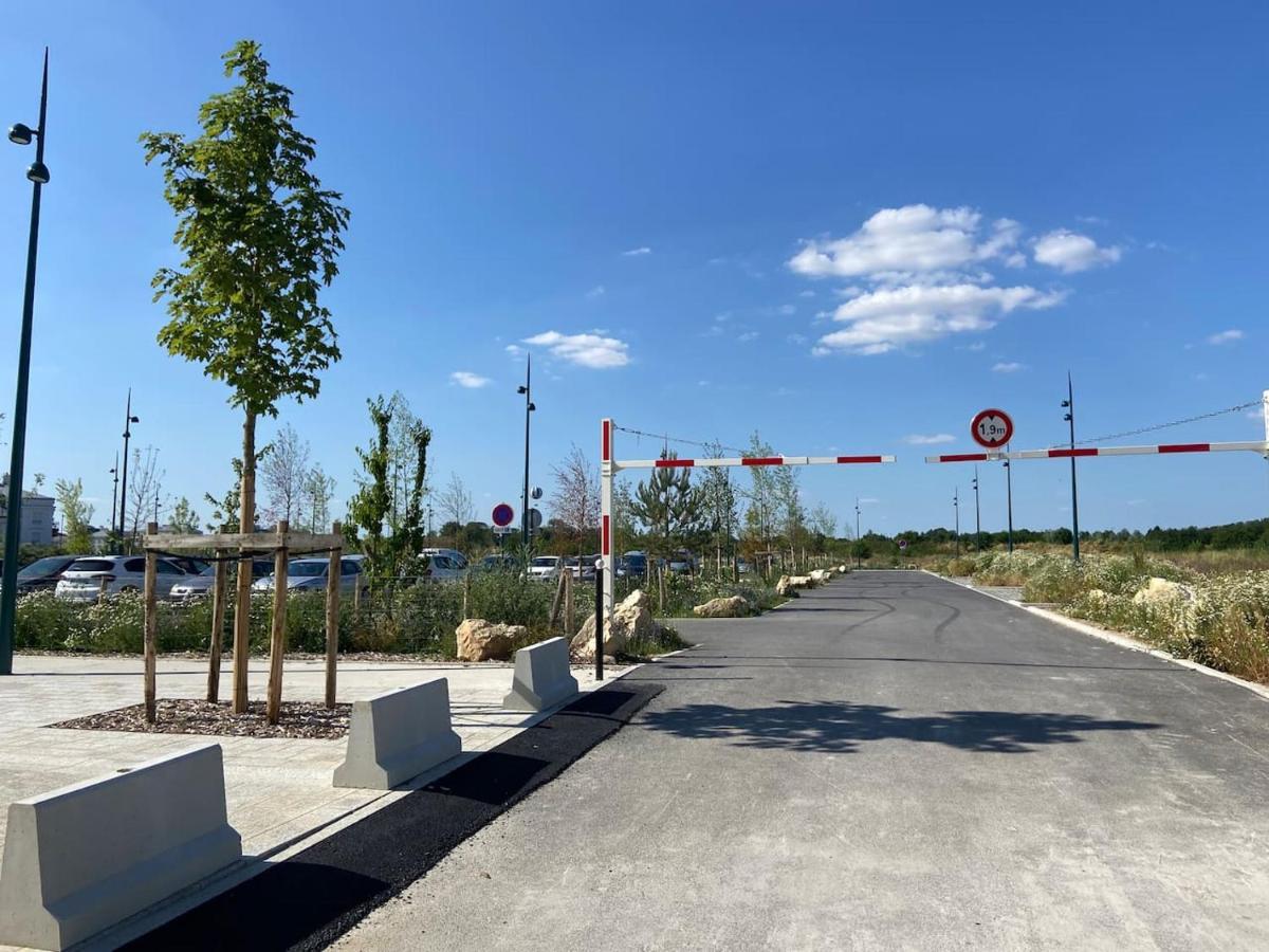 Disneyland Minimalist Lifestyle - 5 Pax Leilighet Serris Eksteriør bilde
