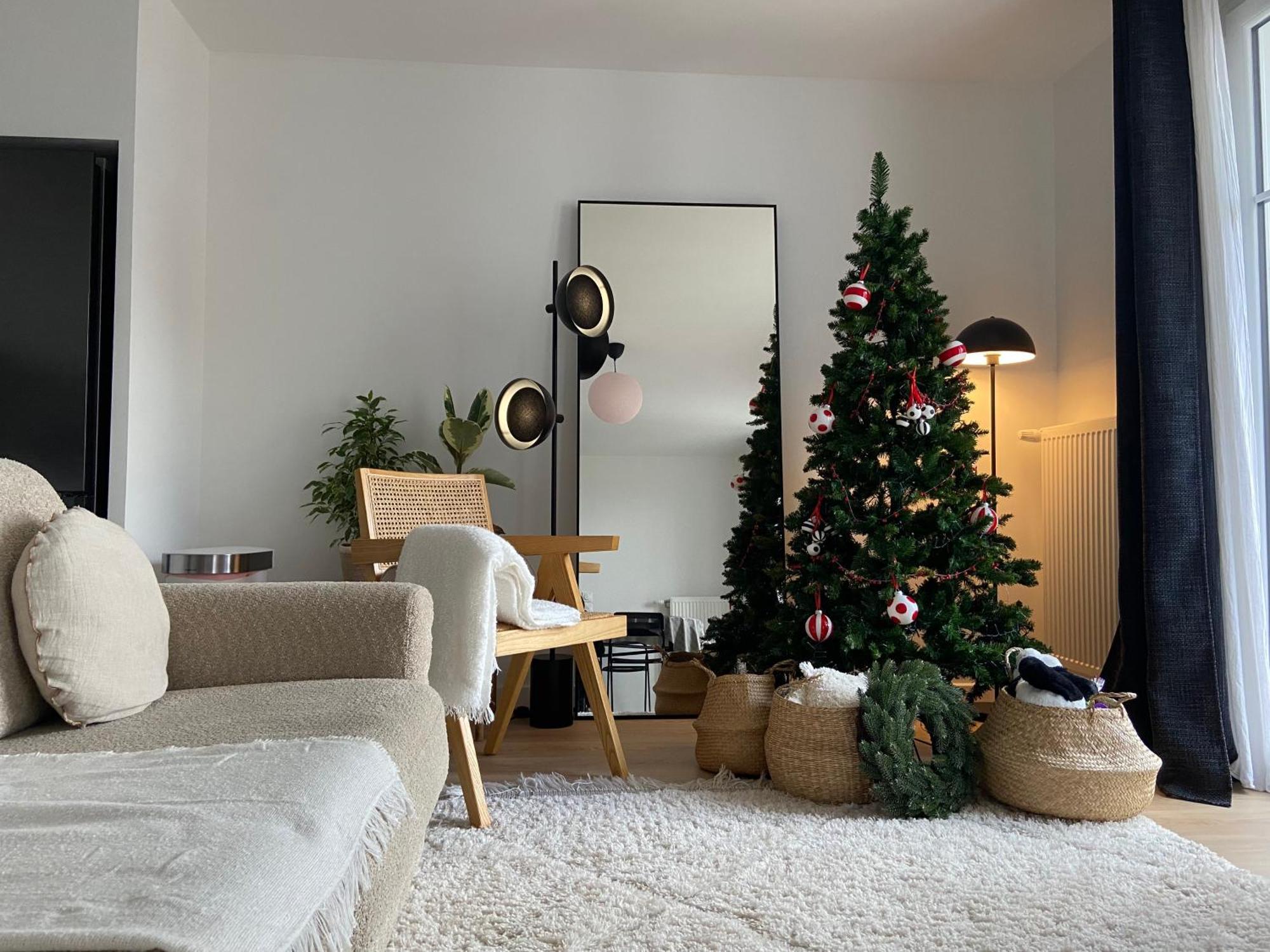 Disneyland Minimalist Lifestyle - 5 Pax Leilighet Serris Eksteriør bilde